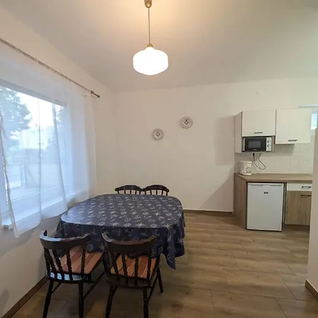 In - Balaton 54662 زاماردي