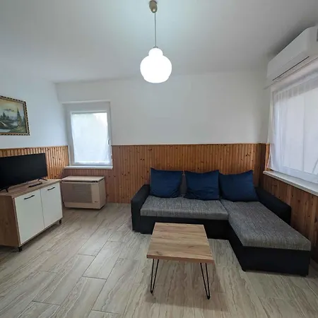 شقة In - Balaton 54662